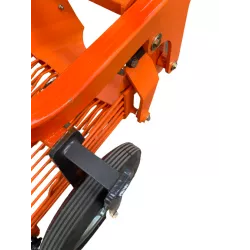 Arracheuse de pommes de terre à tracteur LIDERFARM , 48 cm, 12-50cv